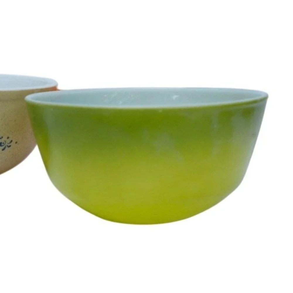 Vintage Anchor Hocking Fire King Avocado Swirl‎ Mixing Bowl Retro Kitchenware